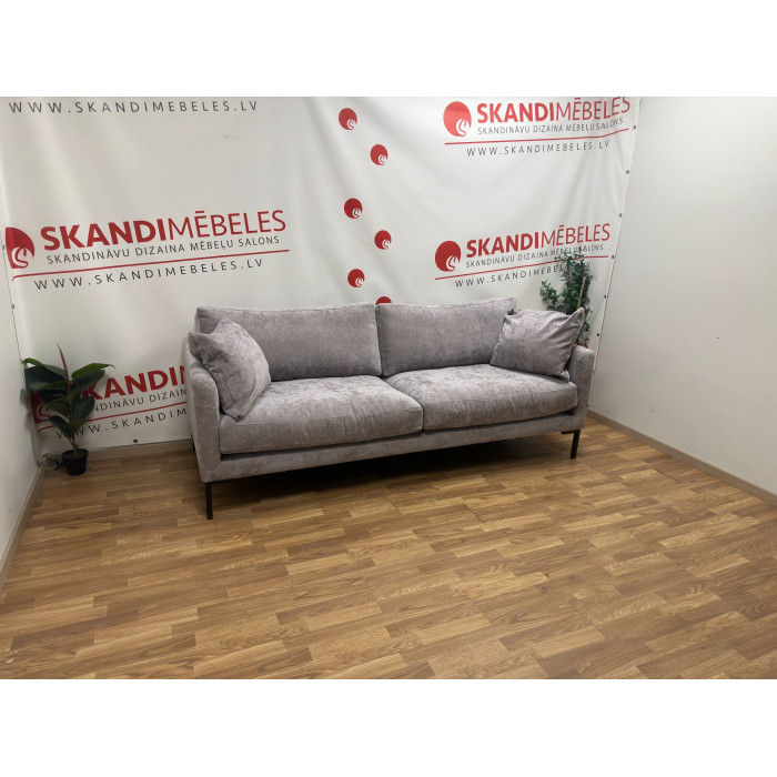 Sofa DOMUS (2,5 sėdimų vietų)(Ekspozicija) Sofa DOMUS (2,5 sėdimų vietų)(Ekspozicija)